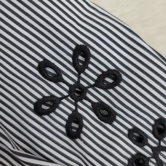 Vision 155 Striped Embroidered Sleeve Top Sz 14 - Picture 10 of 16